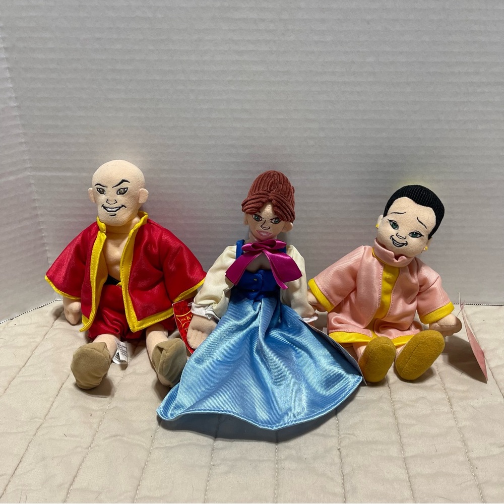 Warner Bros Studio The King And I Princess Ying, King Mongkut, Anna Plush Lot